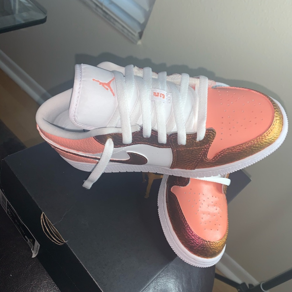 Customized Jordan 1s Low - Picture 2 of 5